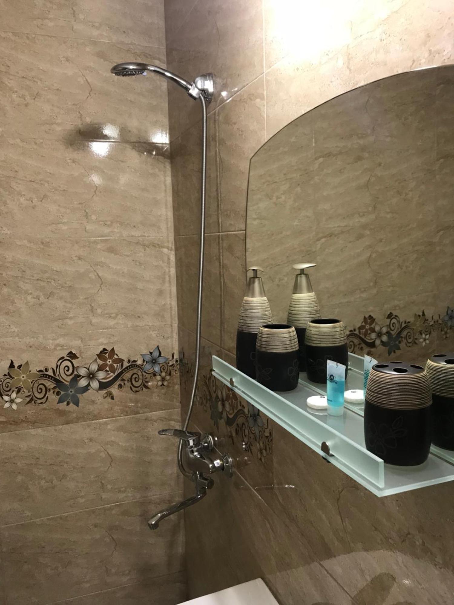 Guest House Story Тбилиси Экстерьер фото