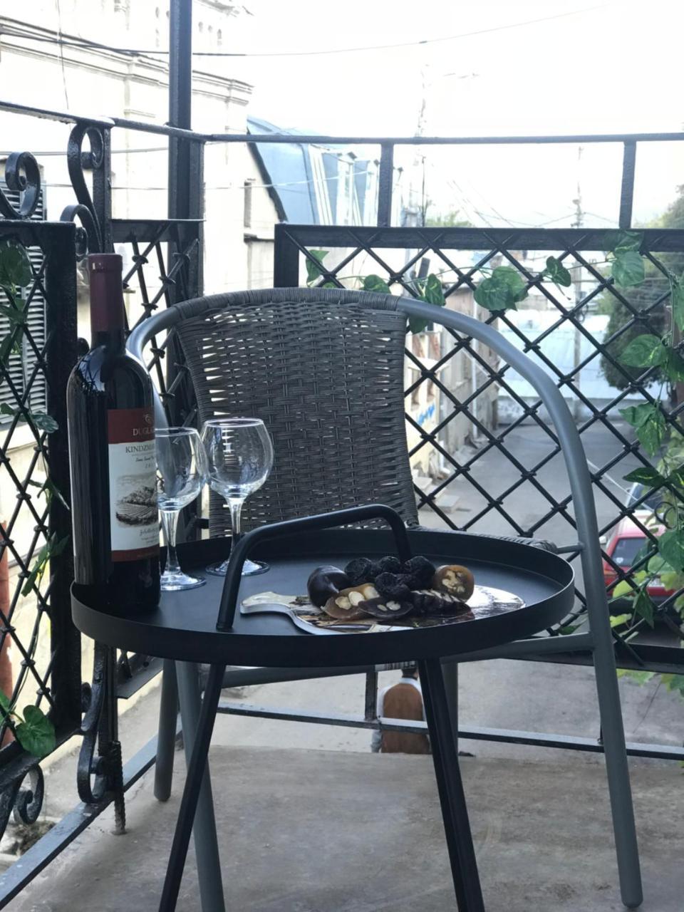 Guest House Story Тбилиси Экстерьер фото
