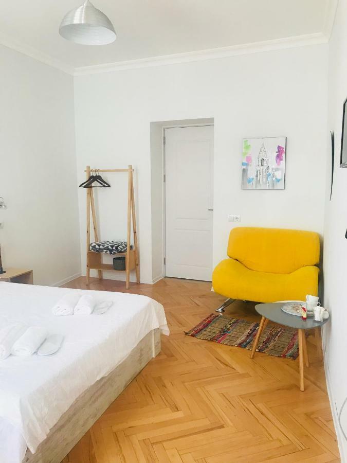 Guest House Story Тбилиси Экстерьер фото
