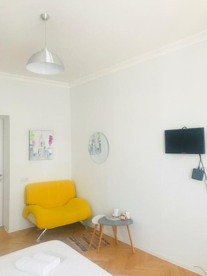 Guest House Story Тбилиси Экстерьер фото